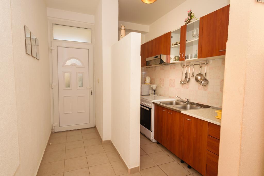 Apartments Galeb Blace Zewnętrze zdjęcie