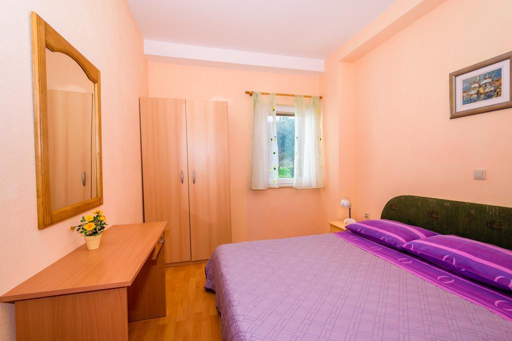 Apartments Galeb Blace Zewnętrze zdjęcie