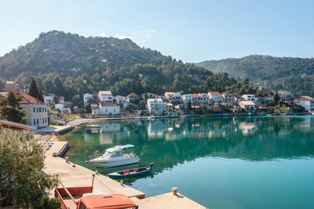 Apartments Galeb Blace Zewnętrze zdjęcie