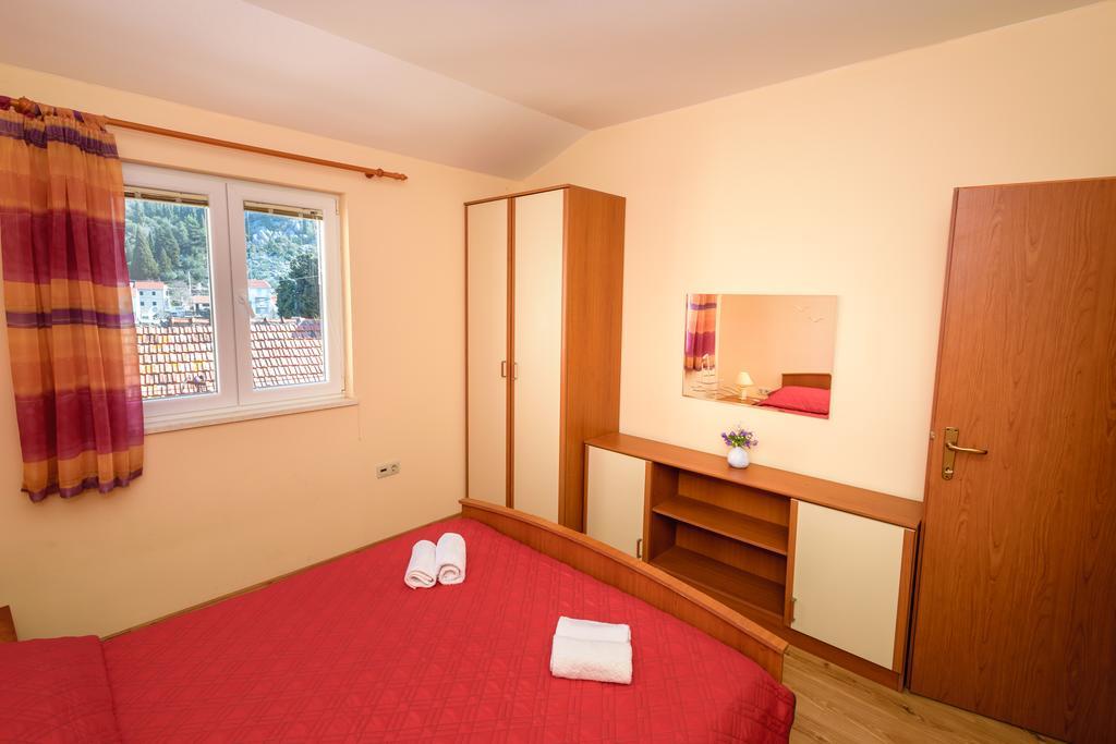 Apartments Galeb Blace Zewnętrze zdjęcie