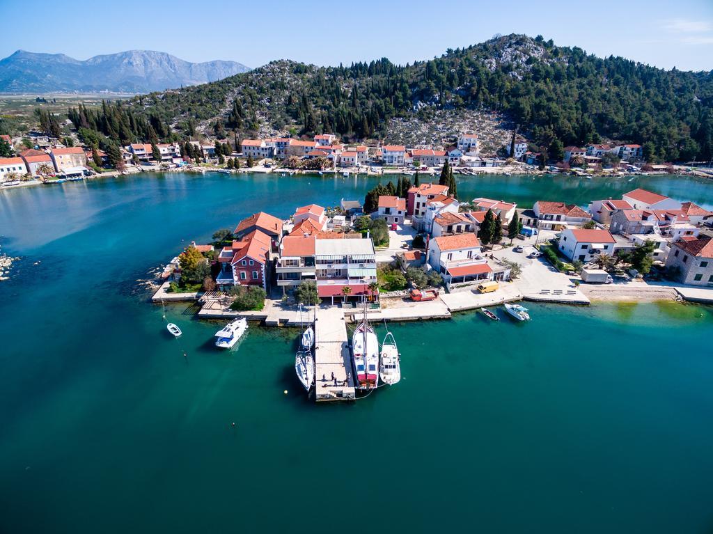 Apartments Galeb Blace Zewnętrze zdjęcie